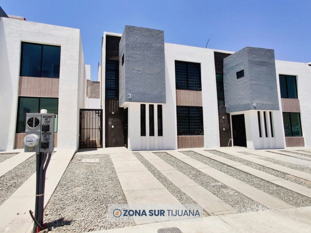 Fachada frontal · Casa en Bonanza Residencial